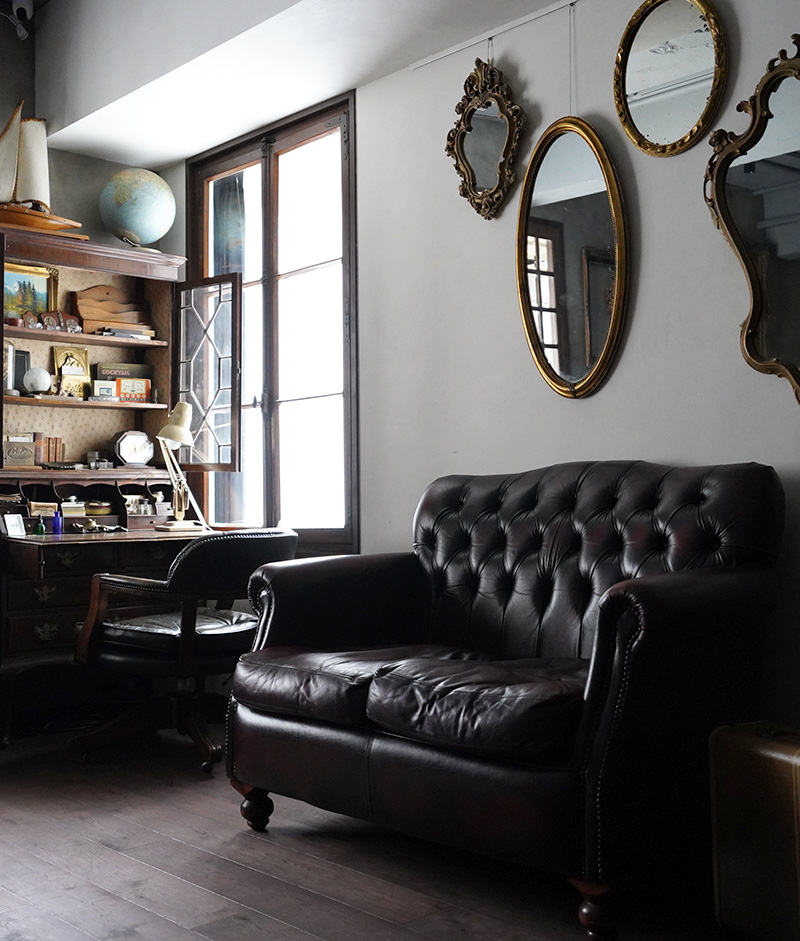 自然光の入る白基調の空間はあらゆる撮影に対応可能